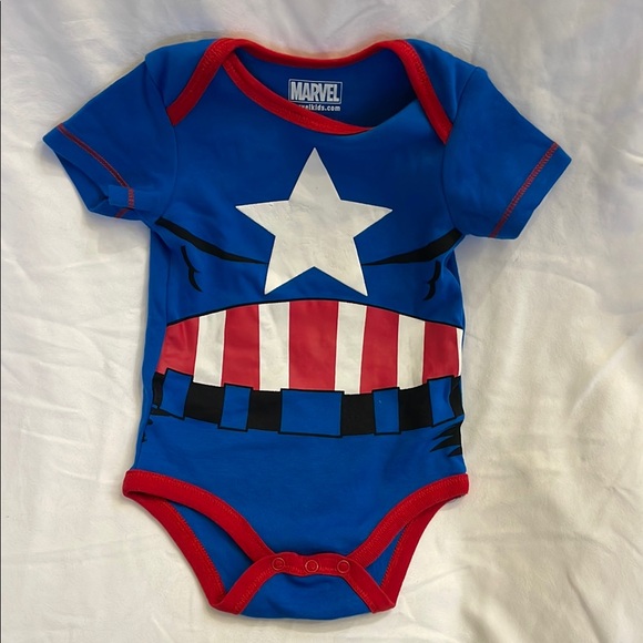 Marvel Superhero Baby Onesie Set - 3 Pack - Picture 3 of 5